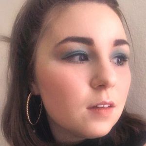 Meet your Posher, Annie